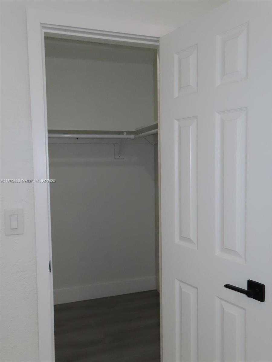 Small Image of 95 SOUTH WEST 17TH TER, Homestead Number 30