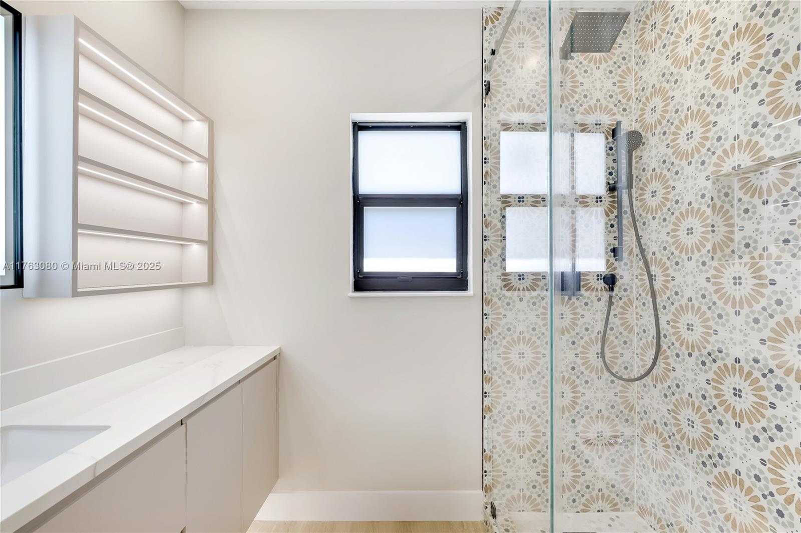 Small Image of 440 NORTH EAST 94TH ST, Miami Shores Number 13