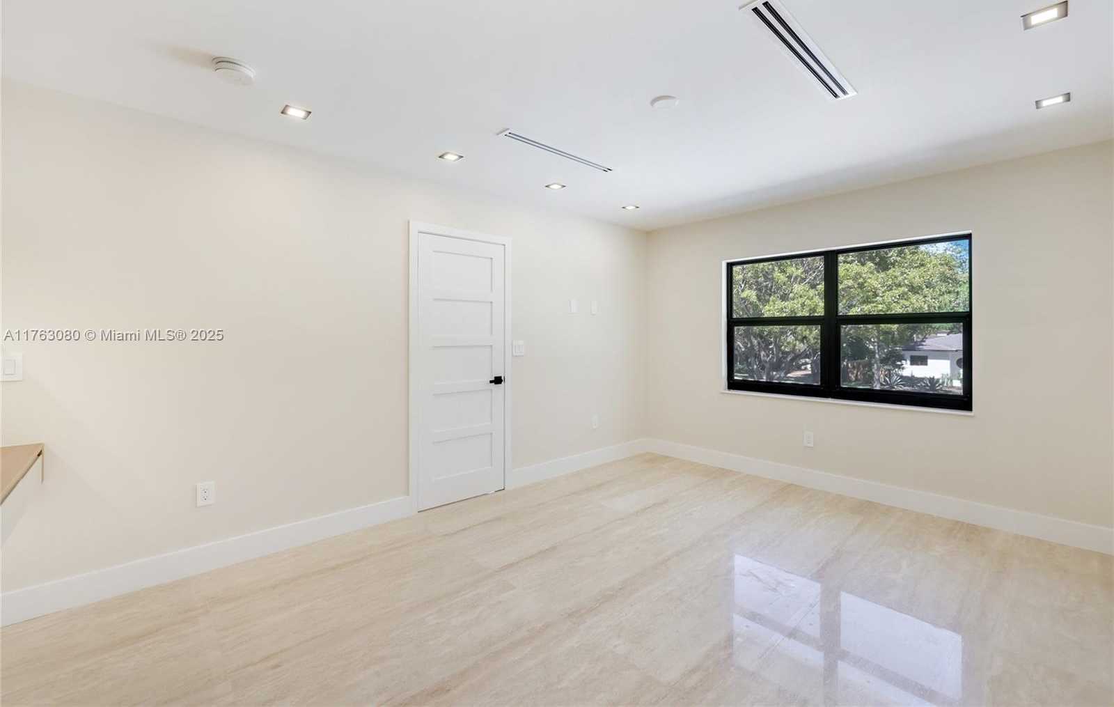 Small Image of 440 NORTH EAST 94TH ST, Miami Shores Number 18