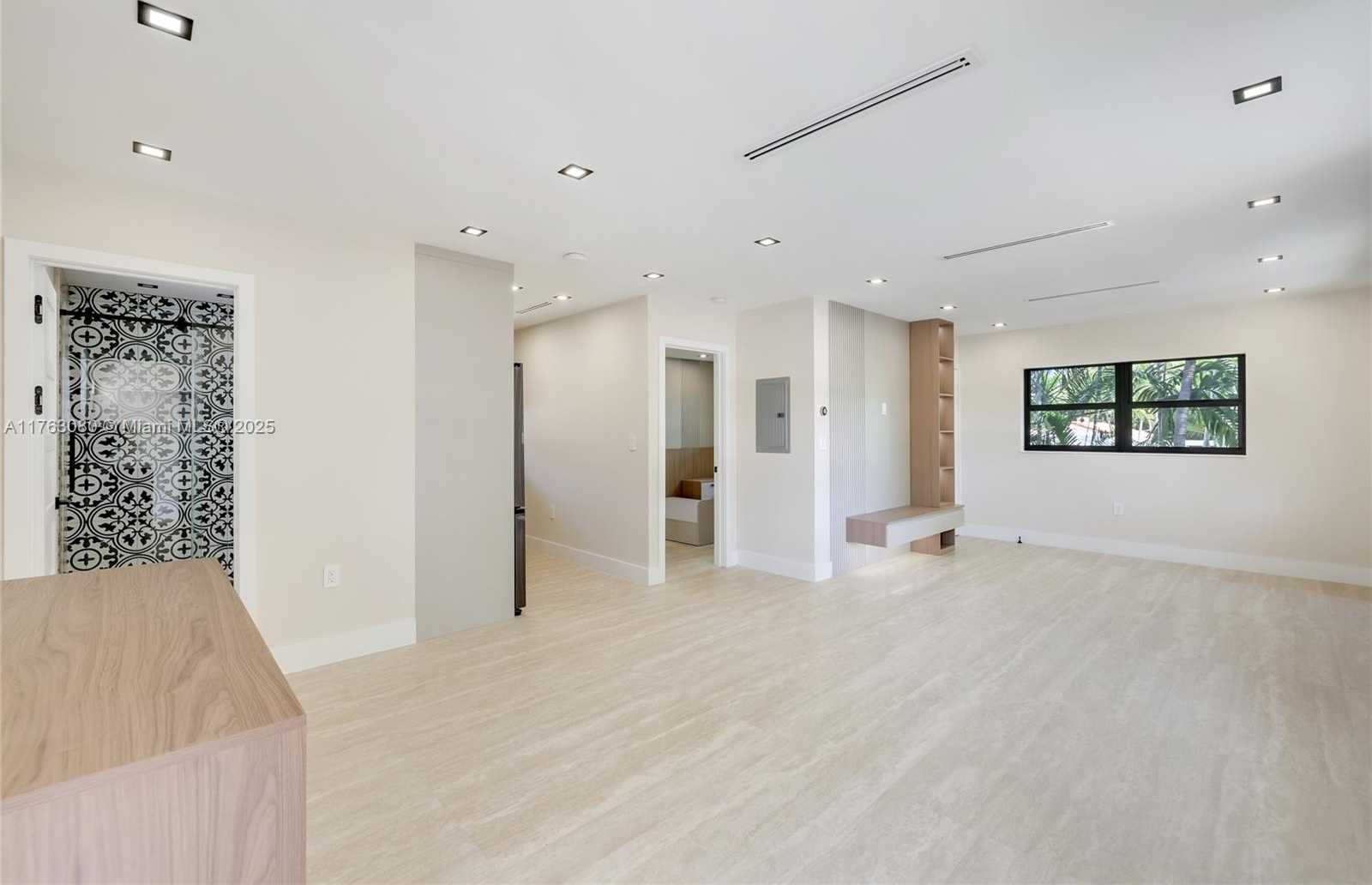 Small Image of 440 NORTH EAST 94TH ST, Miami Shores Number 19