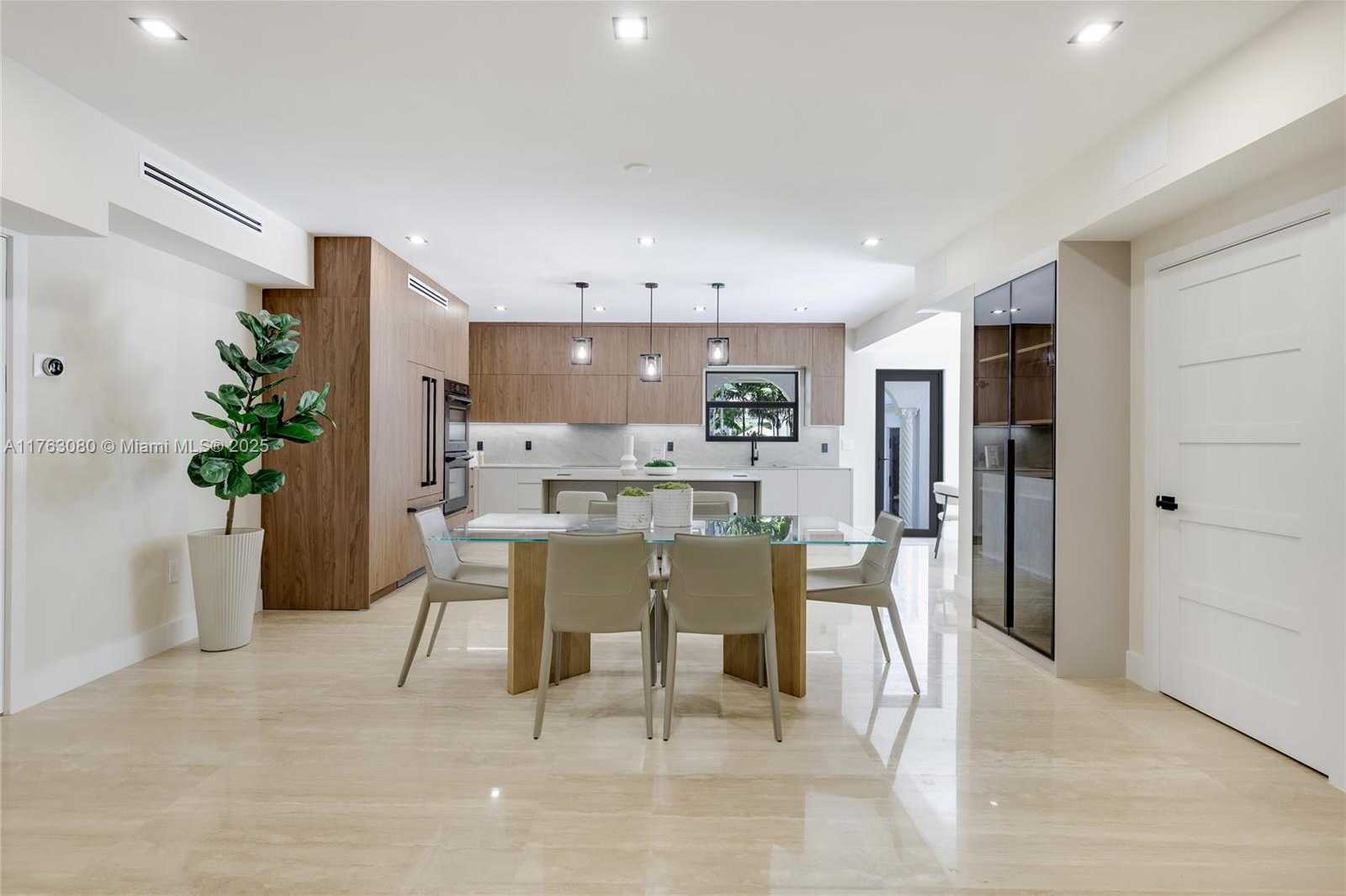 Small Image of 440 NORTH EAST 94TH ST, Miami Shores Number 6