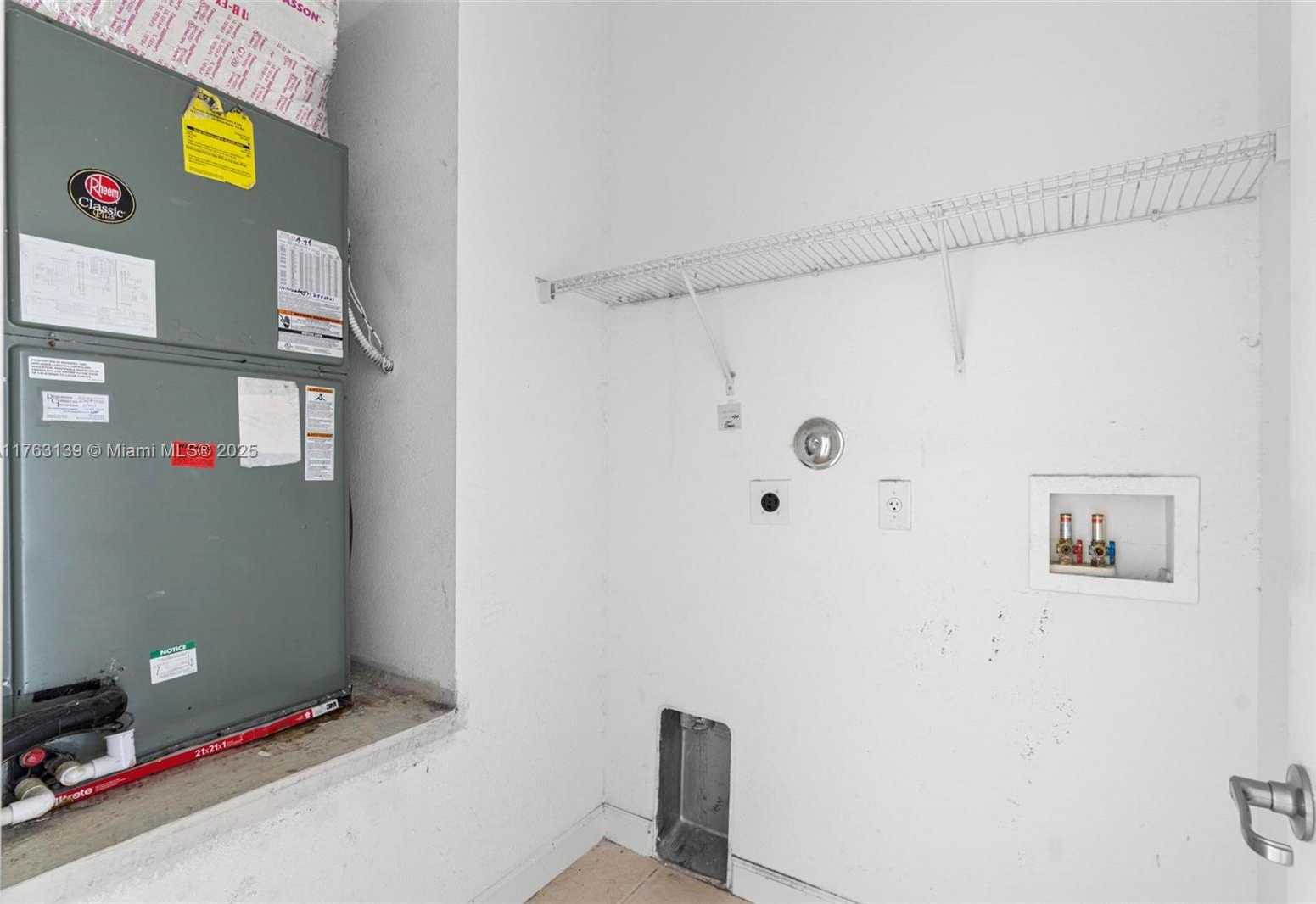 Small Image of 601 SOUTH EAST 37TH PL, Homestead Number 20