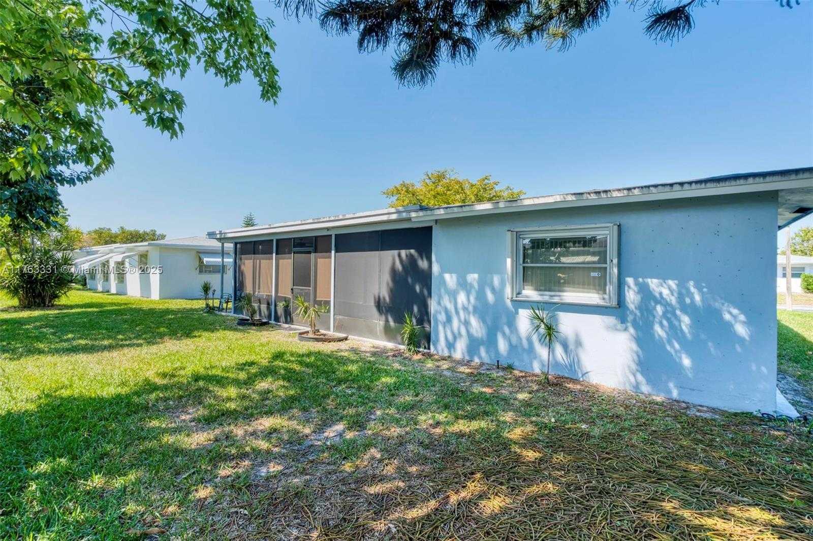 Small Image of 7220 NORTH WEST 8TH CT, Margate Number 14