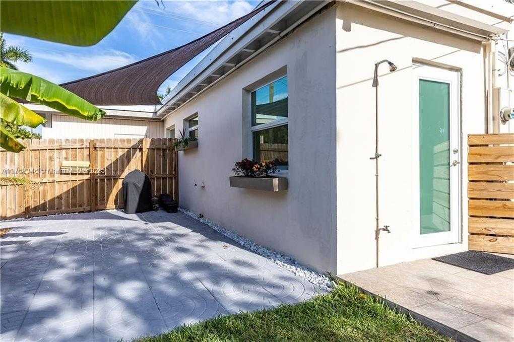 Small Image of 912 SOUTH 15TH AVE, Hollywood Number 5