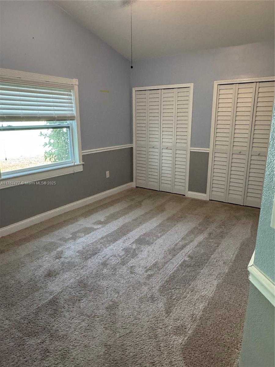 Small Image of 445 DIANA BLVD, Other City - In The State Of Florida Number 19