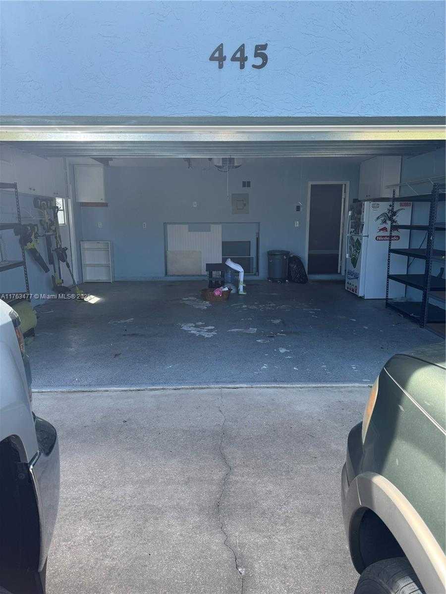 Small Image of 445 DIANA BLVD, Other City - In The State Of Florida Number 6