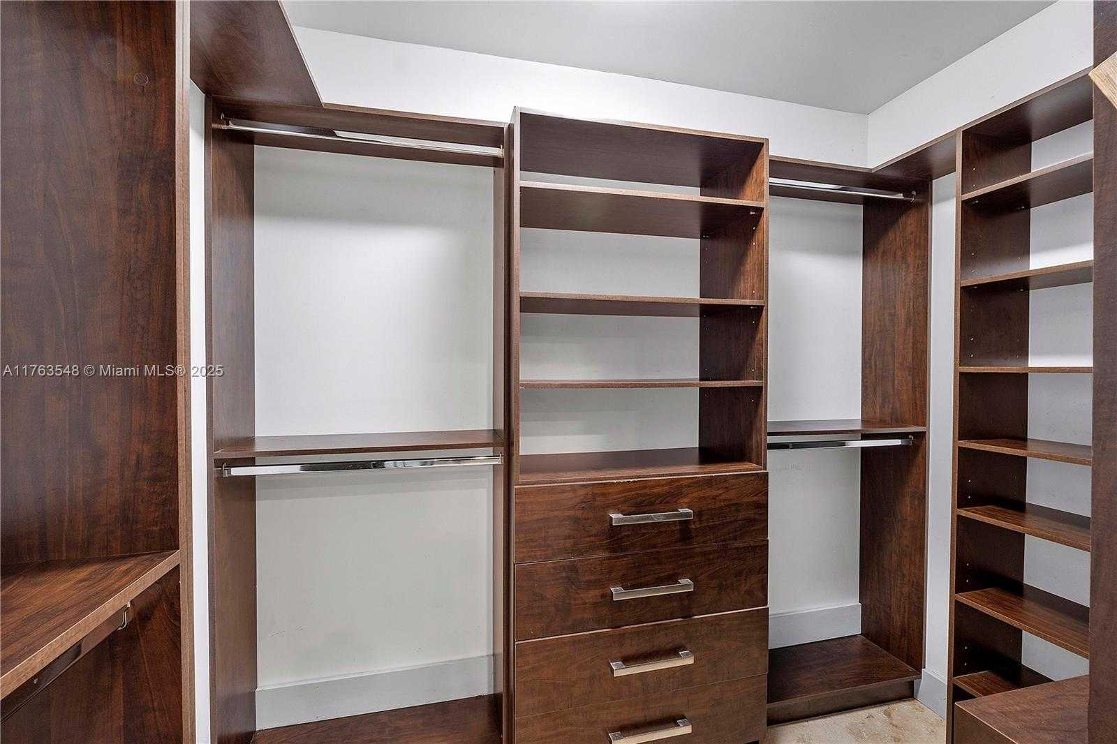 Small Image of 1541 SOUTH WEST 52ND AVE, Plantation Number 13