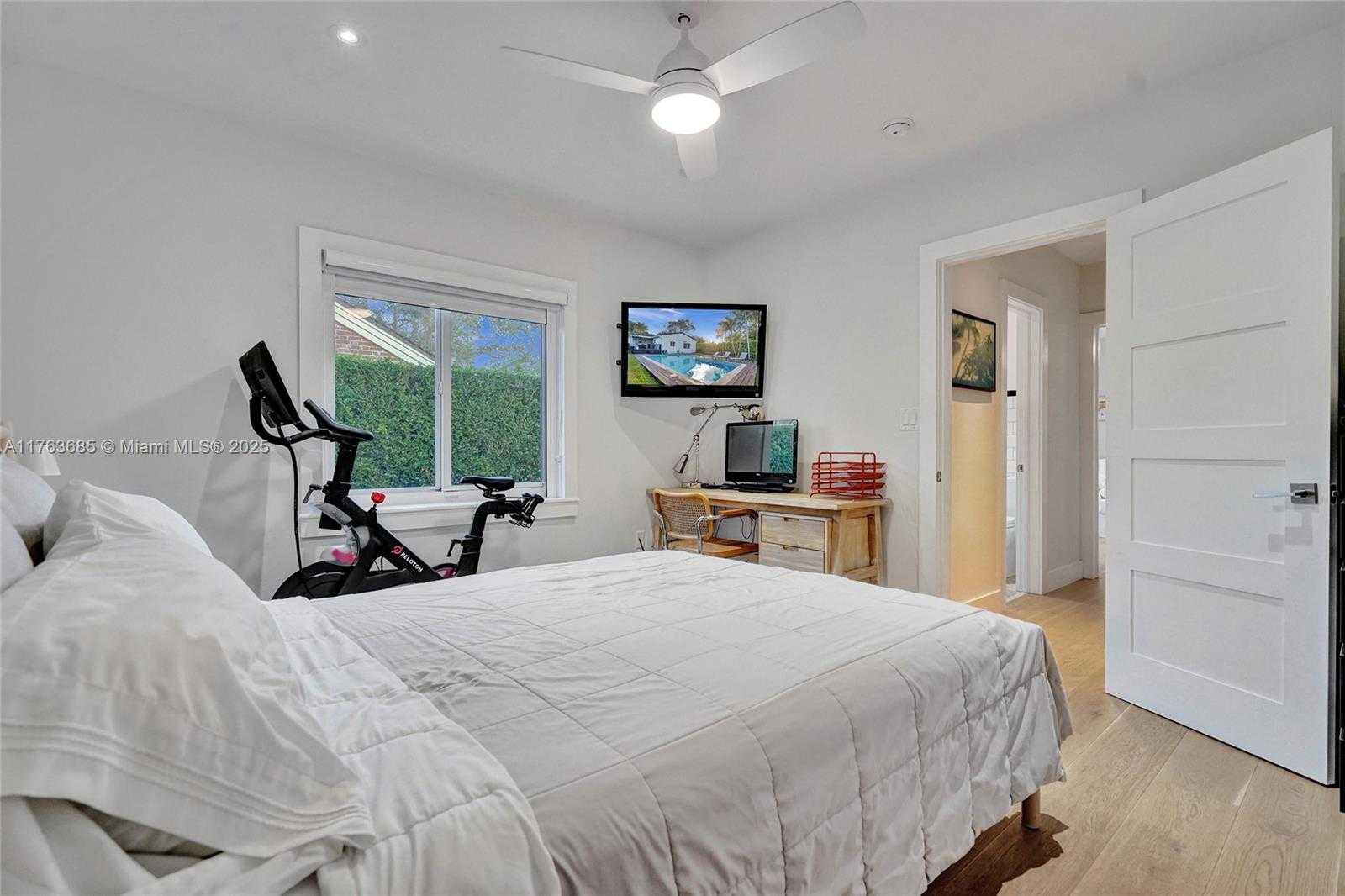 Small Image of 1223 NORTH EAST 102ND ST, Miami Shores Number 21