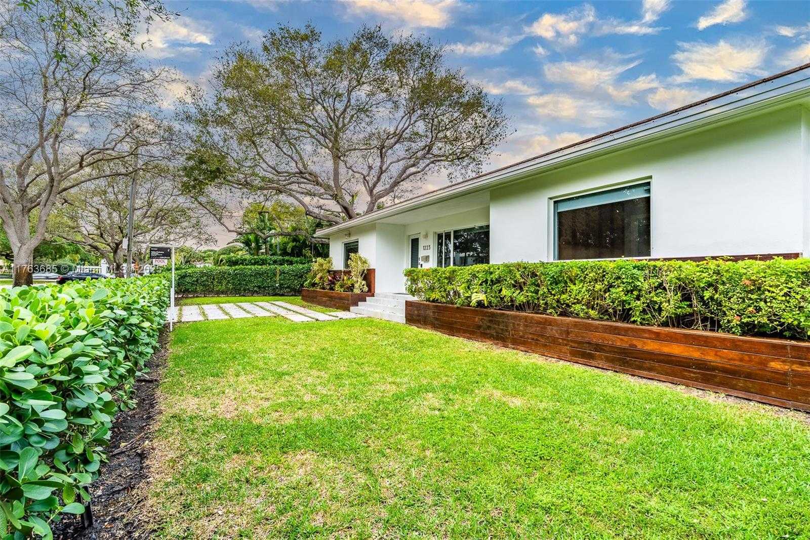 Small Image of 1223 NORTH EAST 102ND ST, Miami Shores Number 29