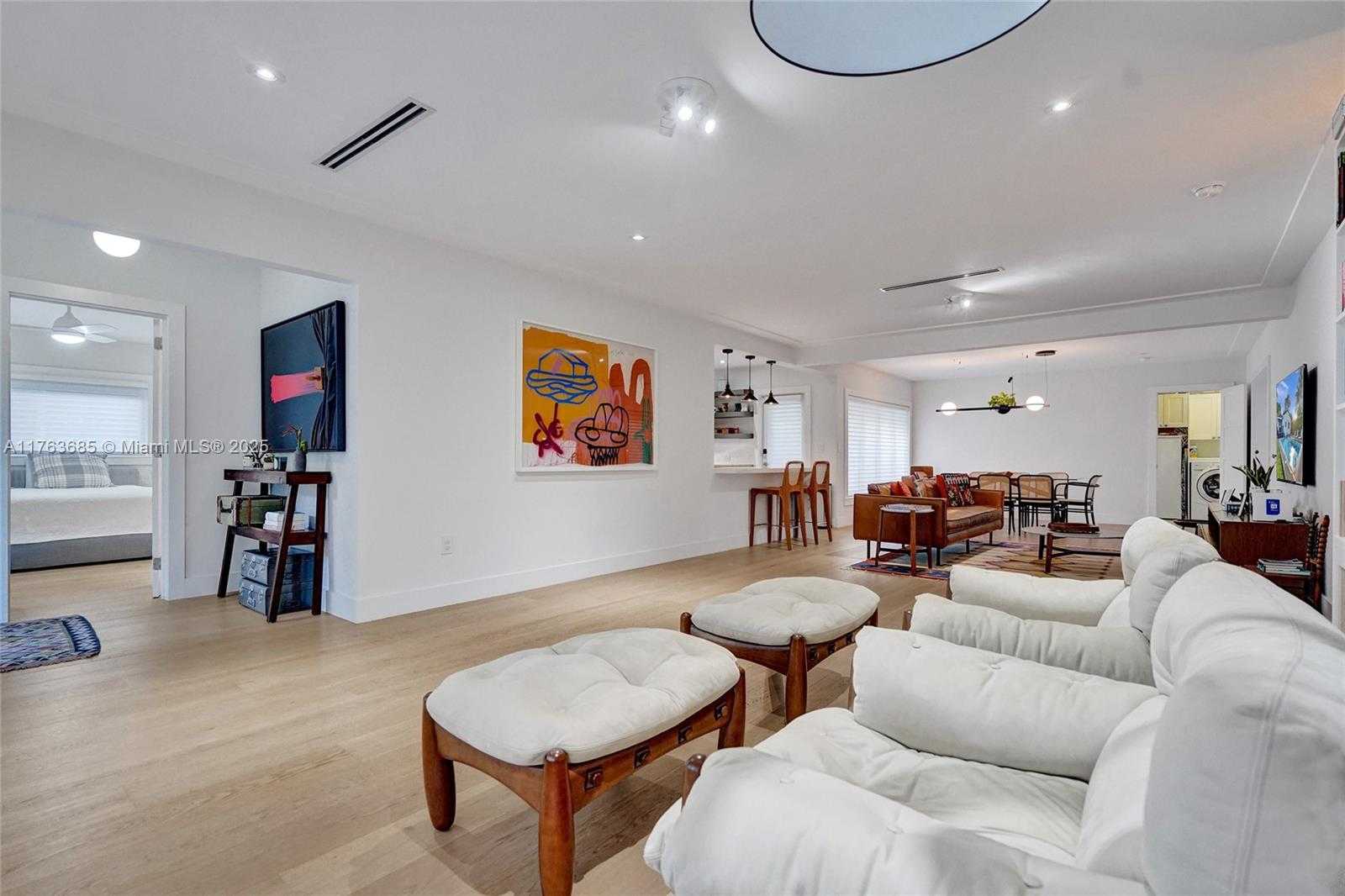 Small Image of 1223 NORTH EAST 102ND ST, Miami Shores Number 5