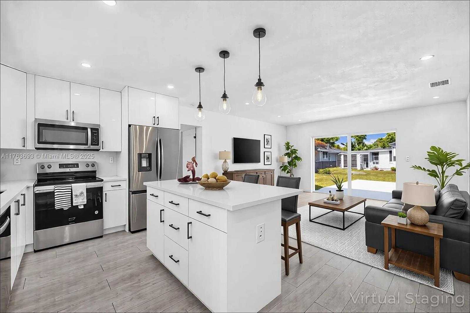 Small Image of 6335 SOUTHGATE BLVD, Margate Number 6
