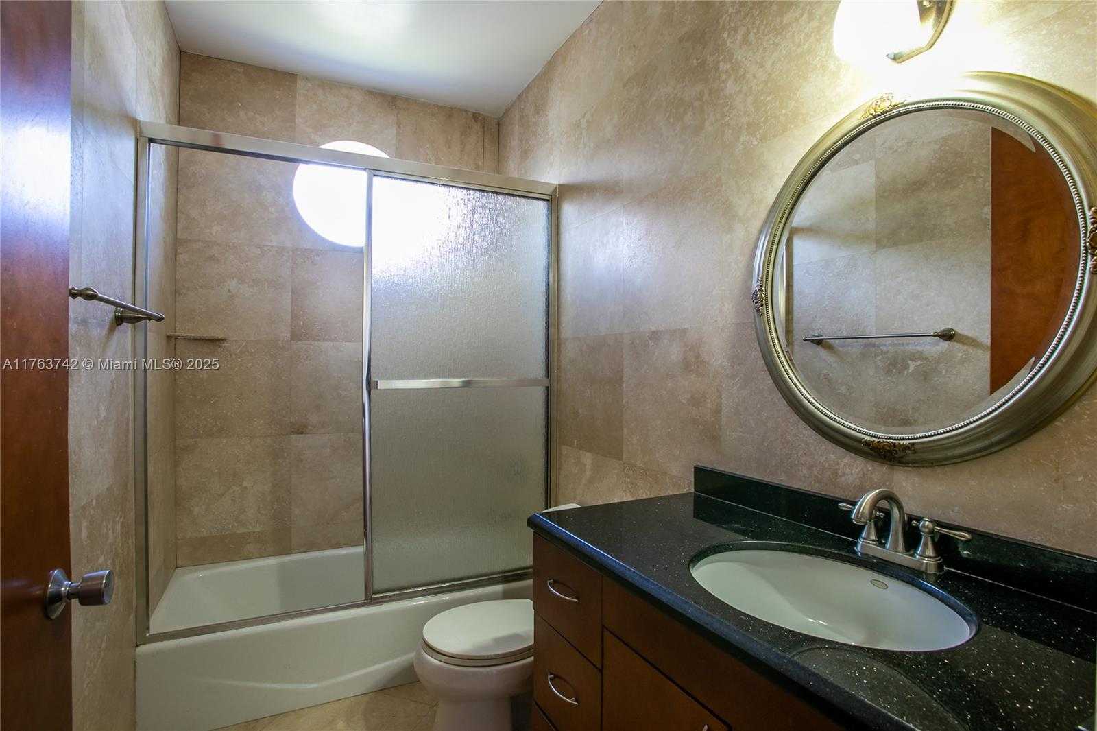 Small Image of 4750 SOUTH WEST 43RD AVE, Dania Beach Number 22