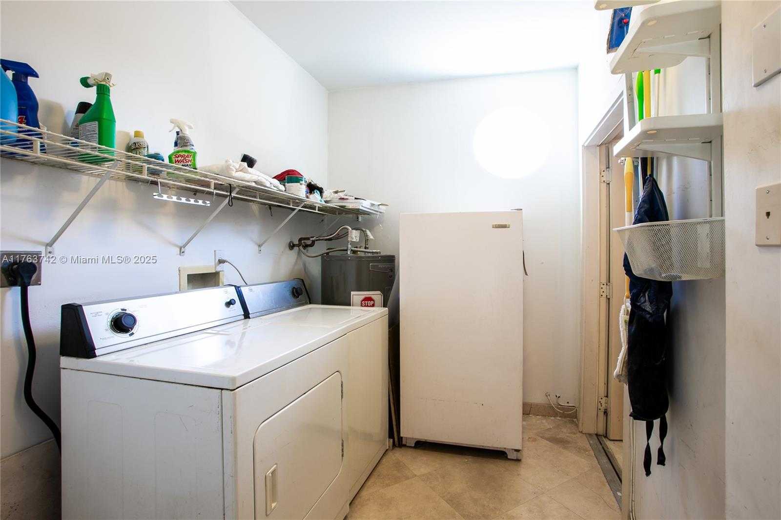 Small Image of 4750 SOUTH WEST 43RD AVE, Dania Beach Number 23