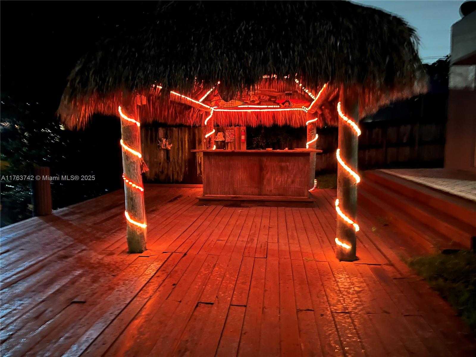 Small Image of 4750 SOUTH WEST 43RD AVE, Dania Beach Number 27