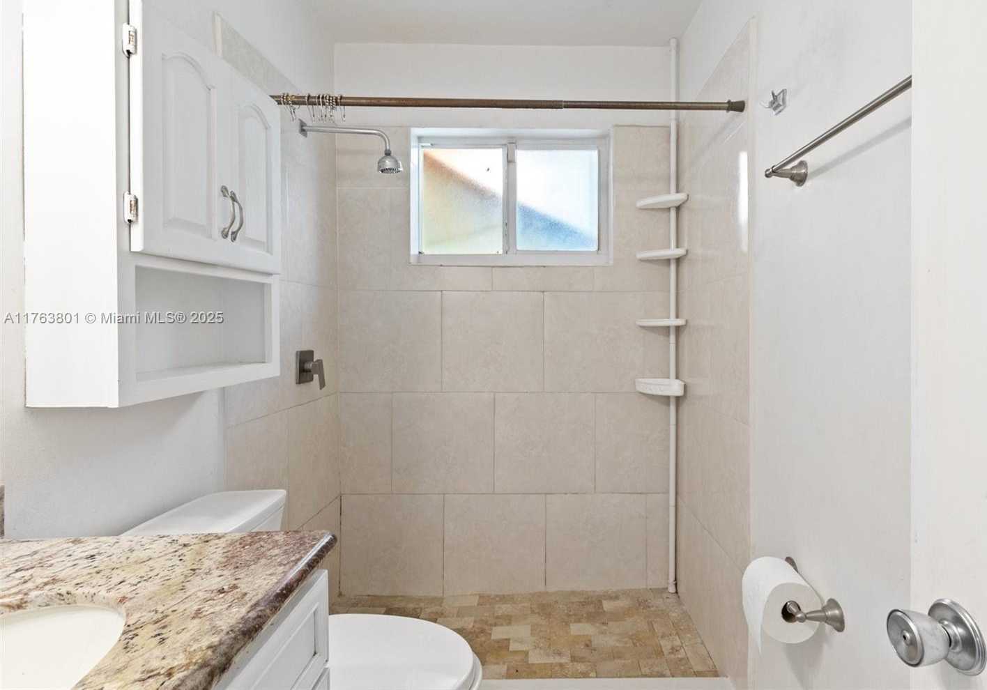 Small Image of 8131 NORTH WEST 12TH ST, Pembroke Pines Number 14
