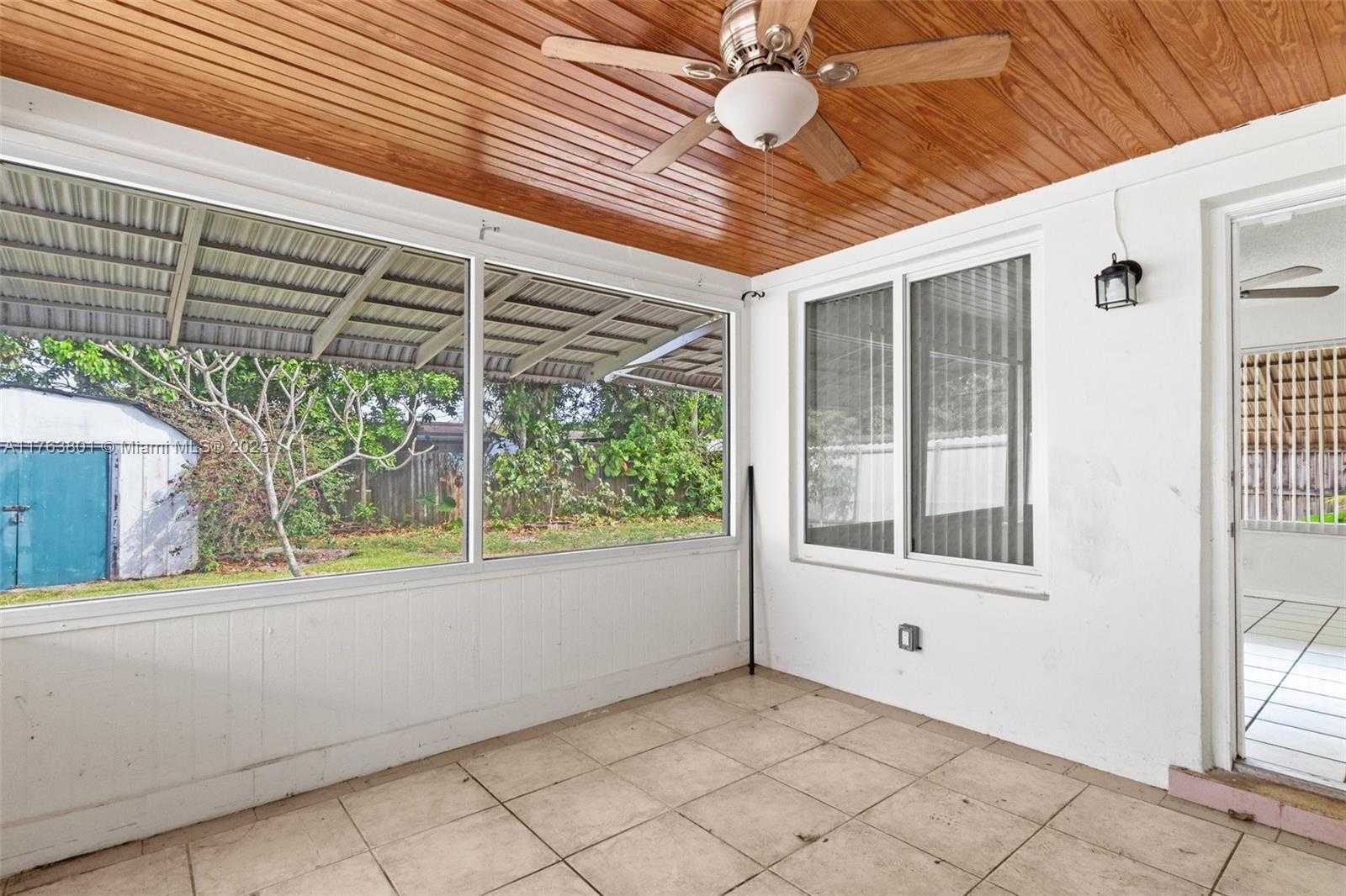 Small Image of 8131 NORTH WEST 12TH ST, Pembroke Pines Number 19