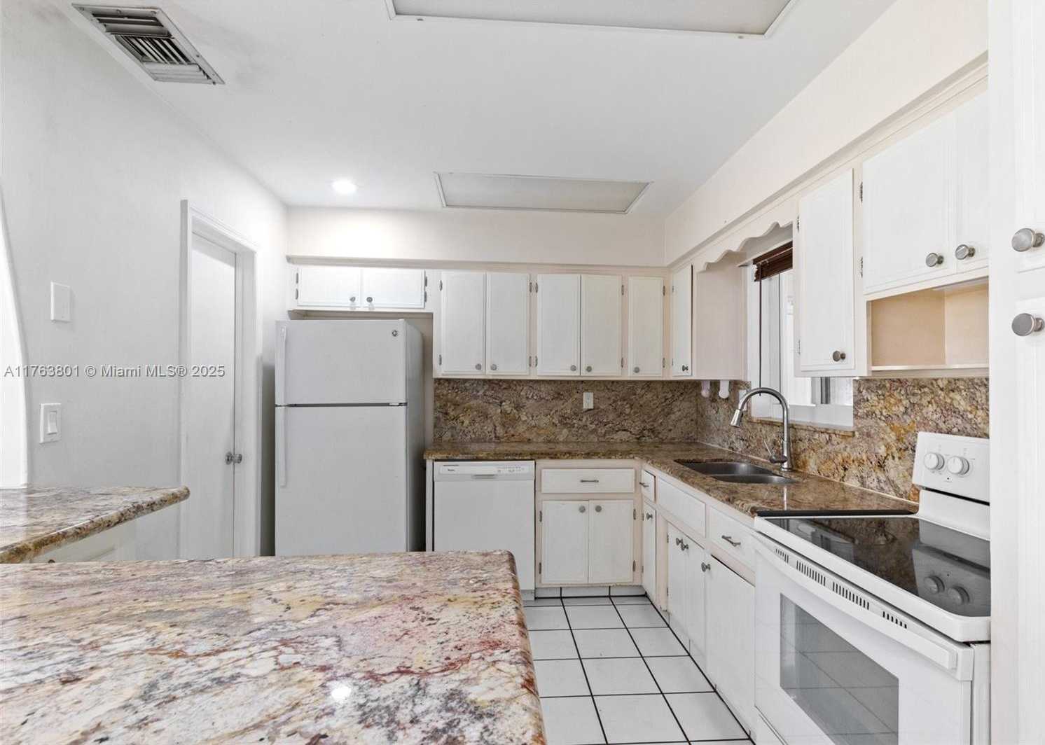 Small Image of 8131 NORTH WEST 12TH ST, Pembroke Pines Number 7