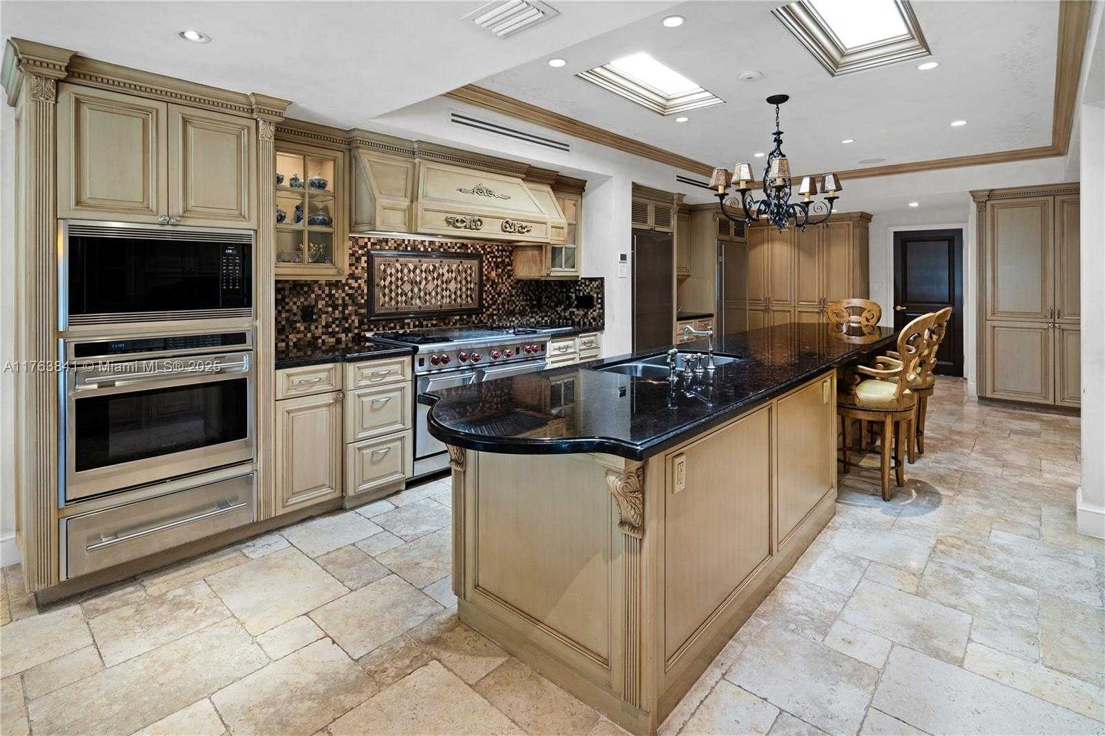 Small Image of 4620 GRANADA BLVD, Coral Gables Number 11
