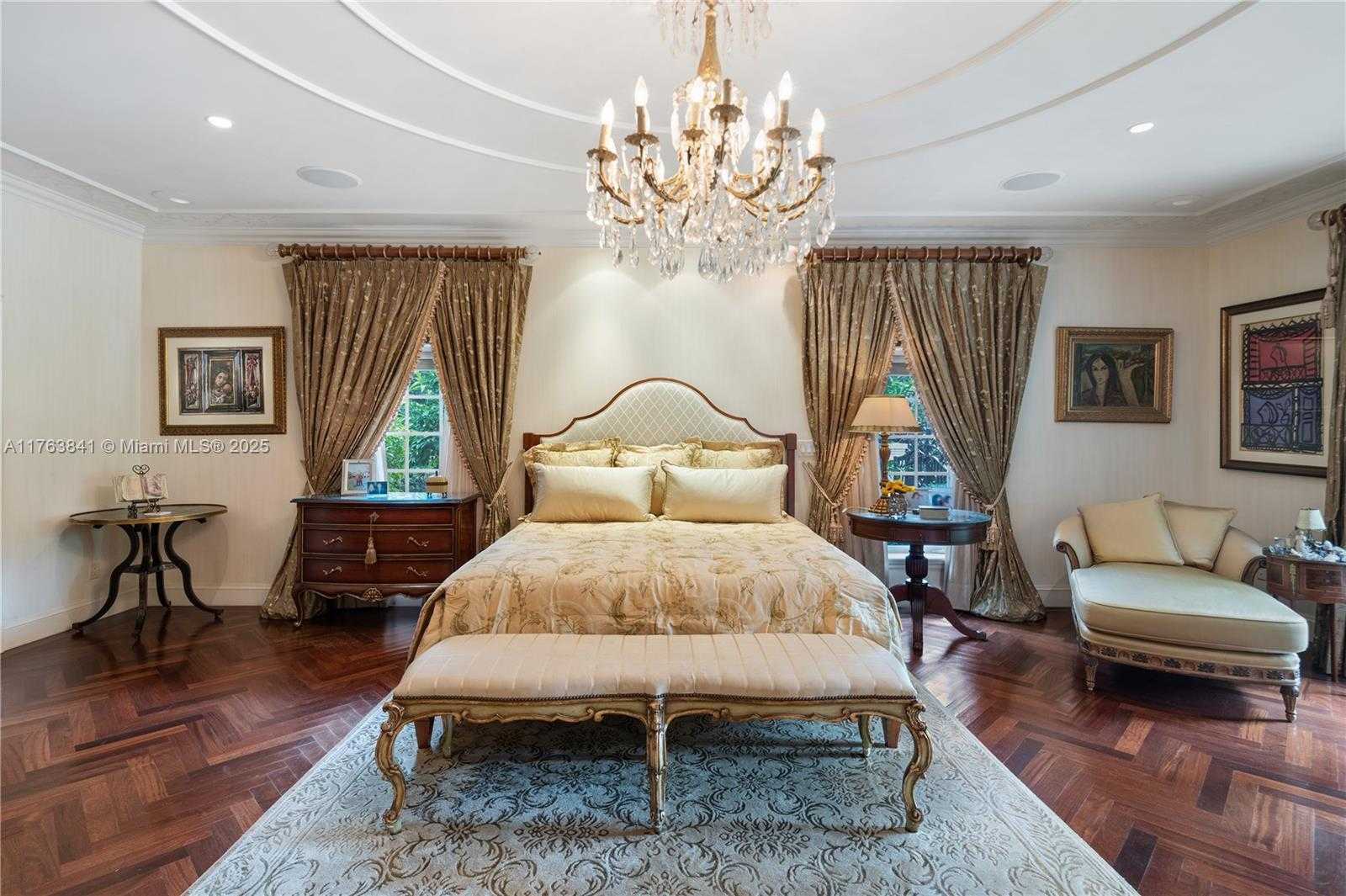 Small Image of 4620 GRANADA BLVD, Coral Gables Number 24