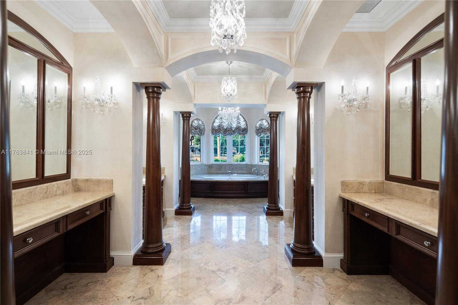 Small Image of 4620 GRANADA BLVD, Coral Gables Number 27
