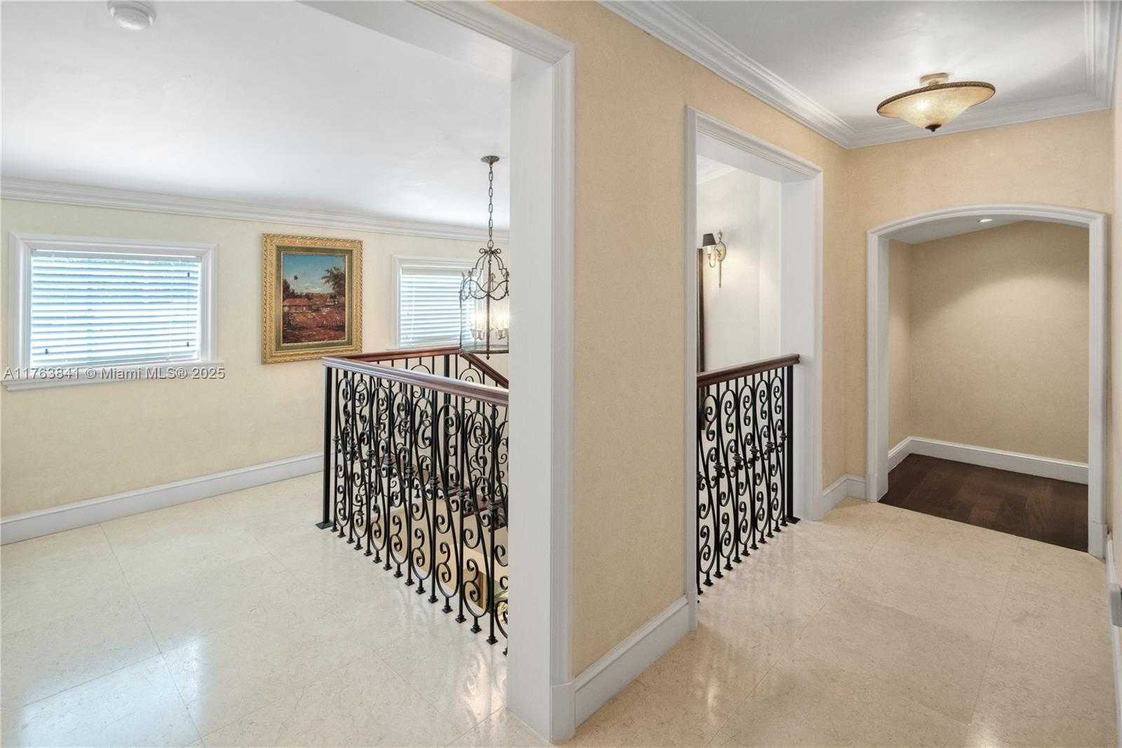 Small Image of 4620 GRANADA BLVD, Coral Gables Number 33