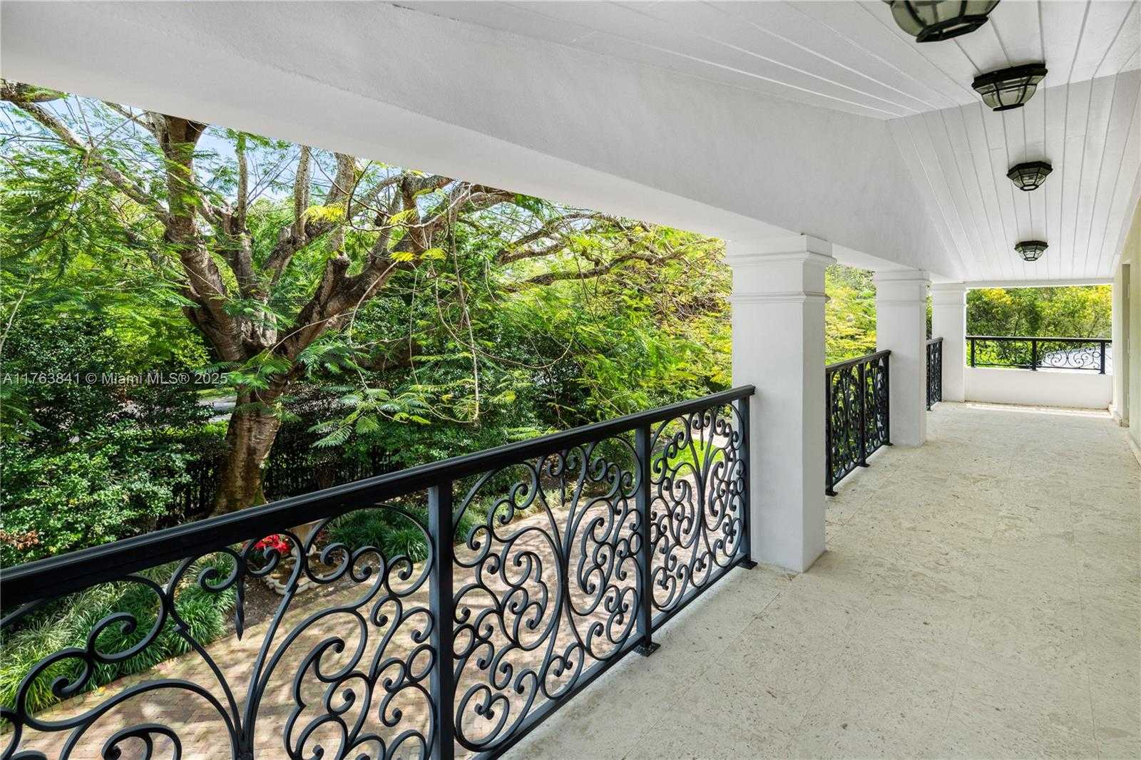 Small Image of 4620 GRANADA BLVD, Coral Gables Number 41