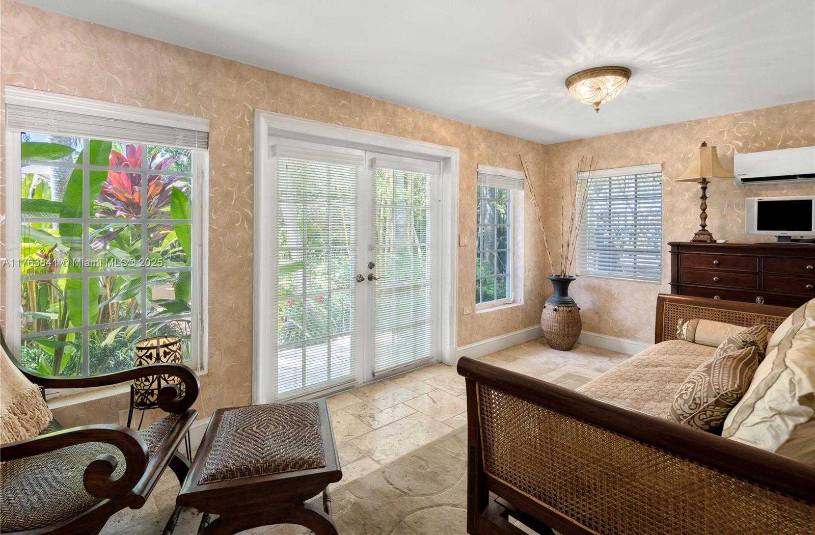 Small Image of 4620 GRANADA BLVD, Coral Gables Number 45