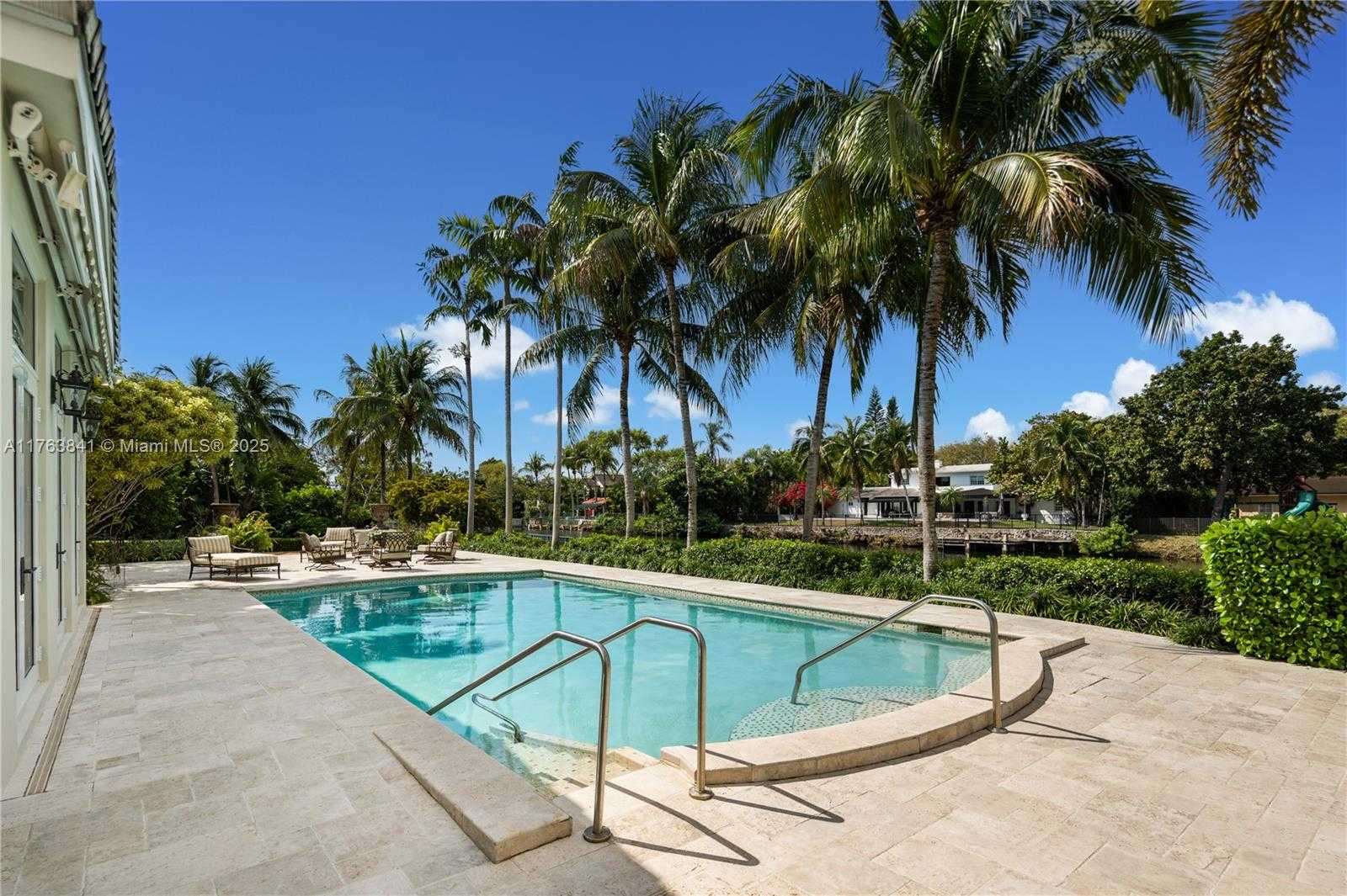Small Image of 4620 GRANADA BLVD, Coral Gables Number 56