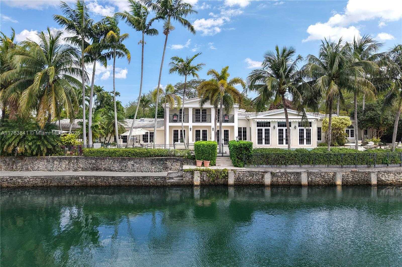 Small Image of 4620 GRANADA BLVD, Coral Gables Number 61