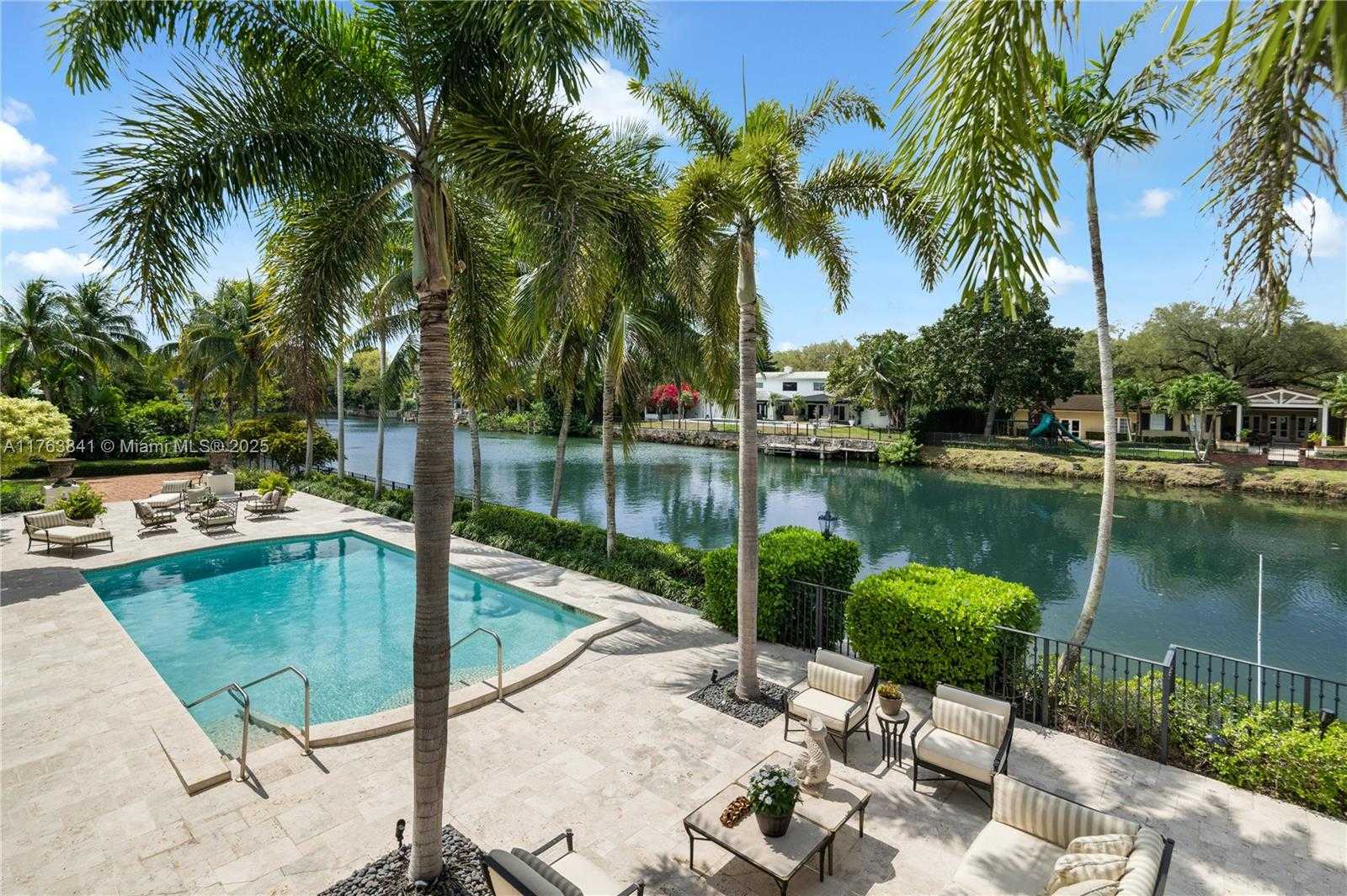 Small Image of 4620 GRANADA BLVD, Coral Gables Number 62