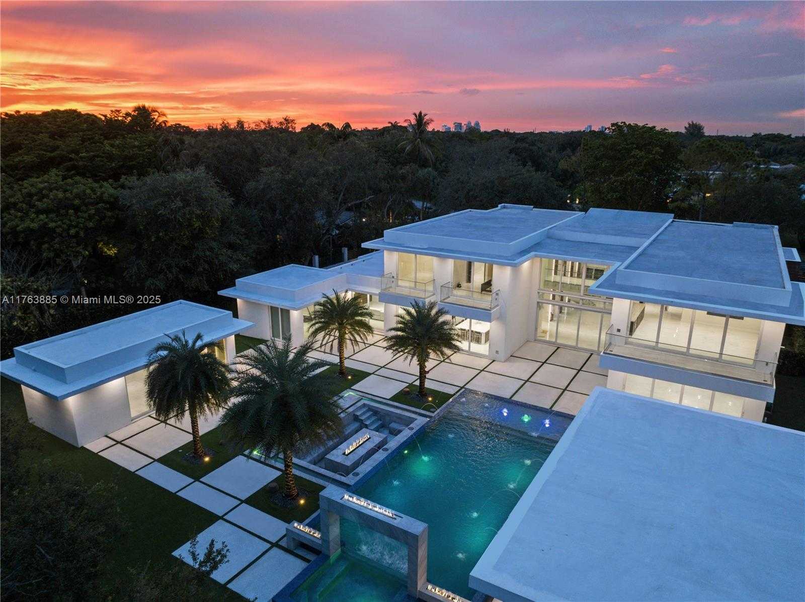 Small Image of 6300 MOSS RANCH RD, Pinecrest Number 71