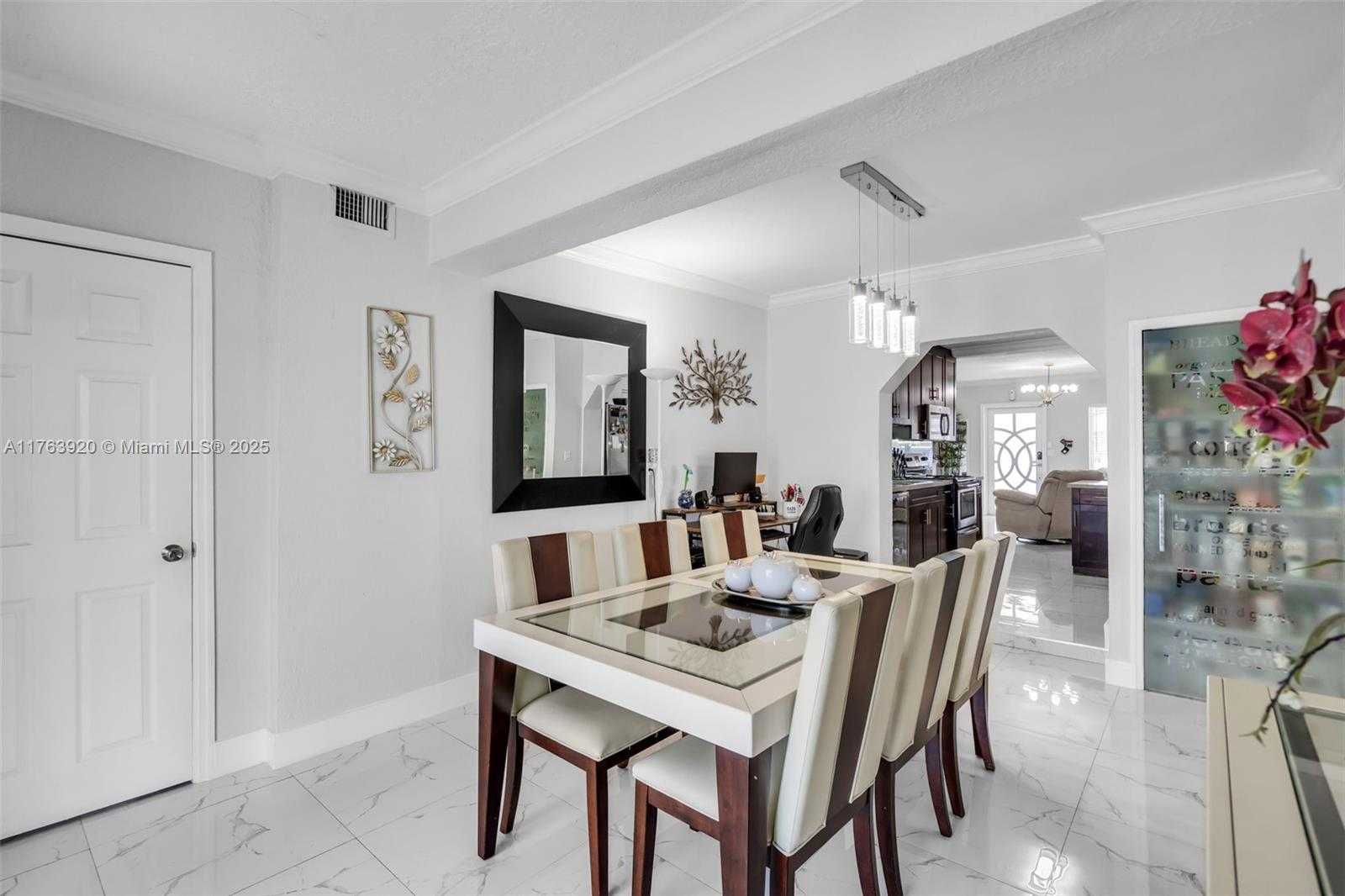 Small Image of 351 EAST 13TH ST, Hialeah Number 15