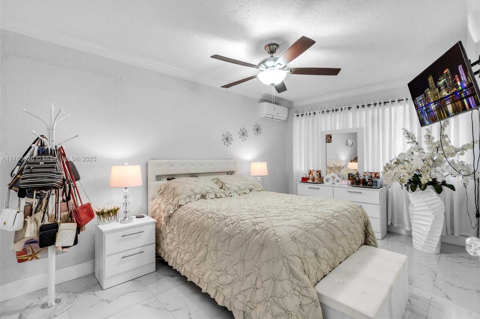 Small Image of 351 EAST 13TH ST, Hialeah Number 16