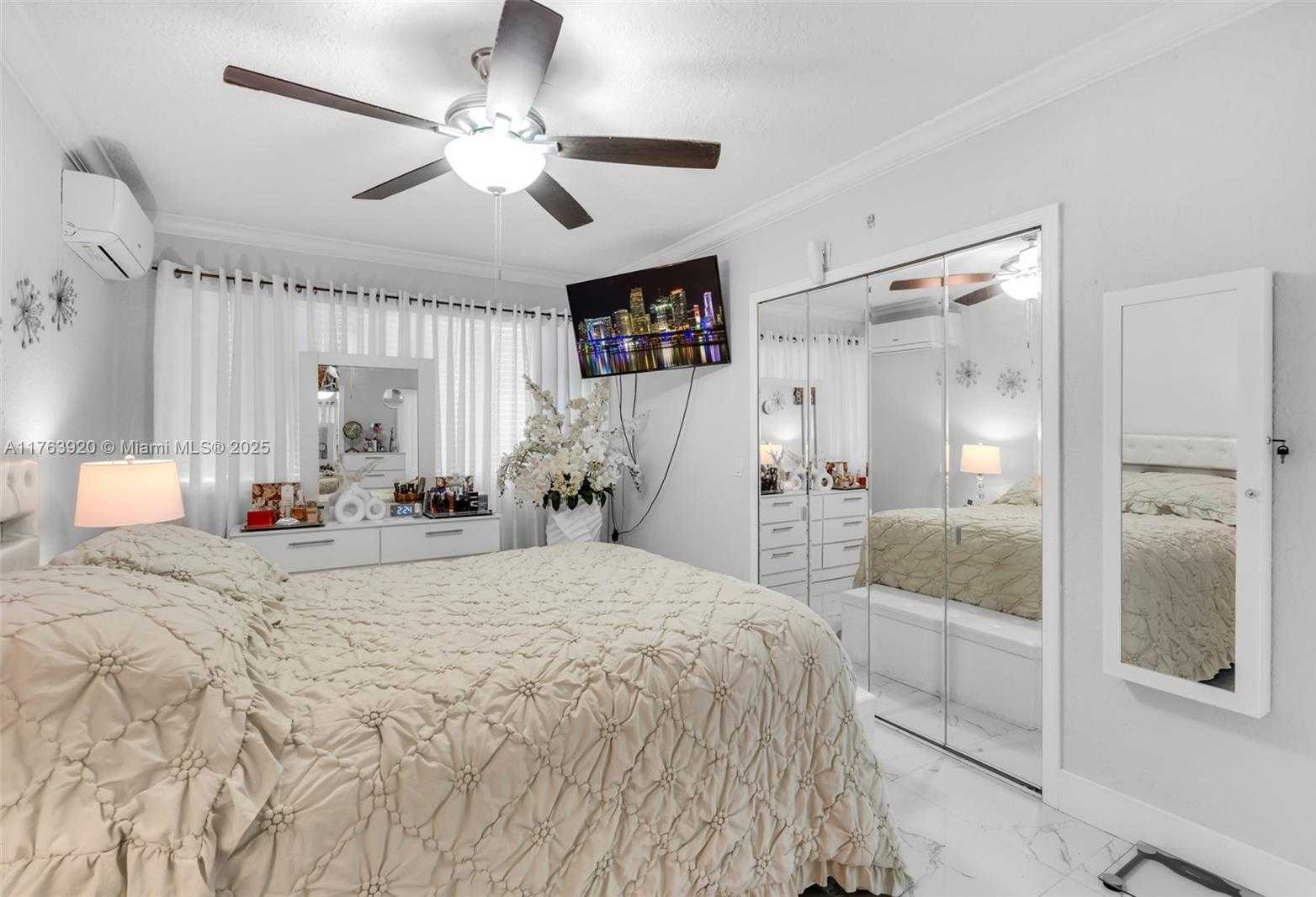 Small Image of 351 EAST 13TH ST, Hialeah Number 18