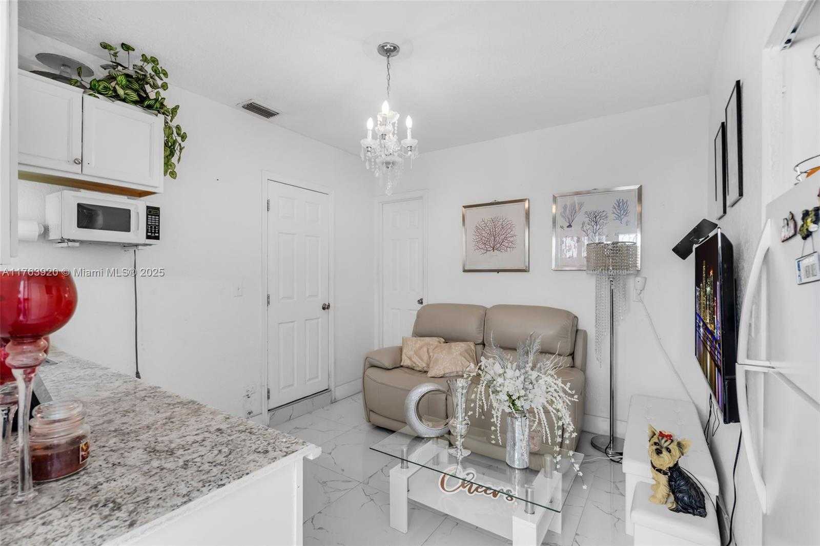 Small Image of 351 EAST 13TH ST, Hialeah Number 23