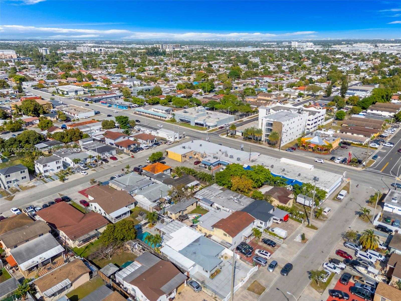 Small Image of 351 EAST 13TH ST, Hialeah Number 34