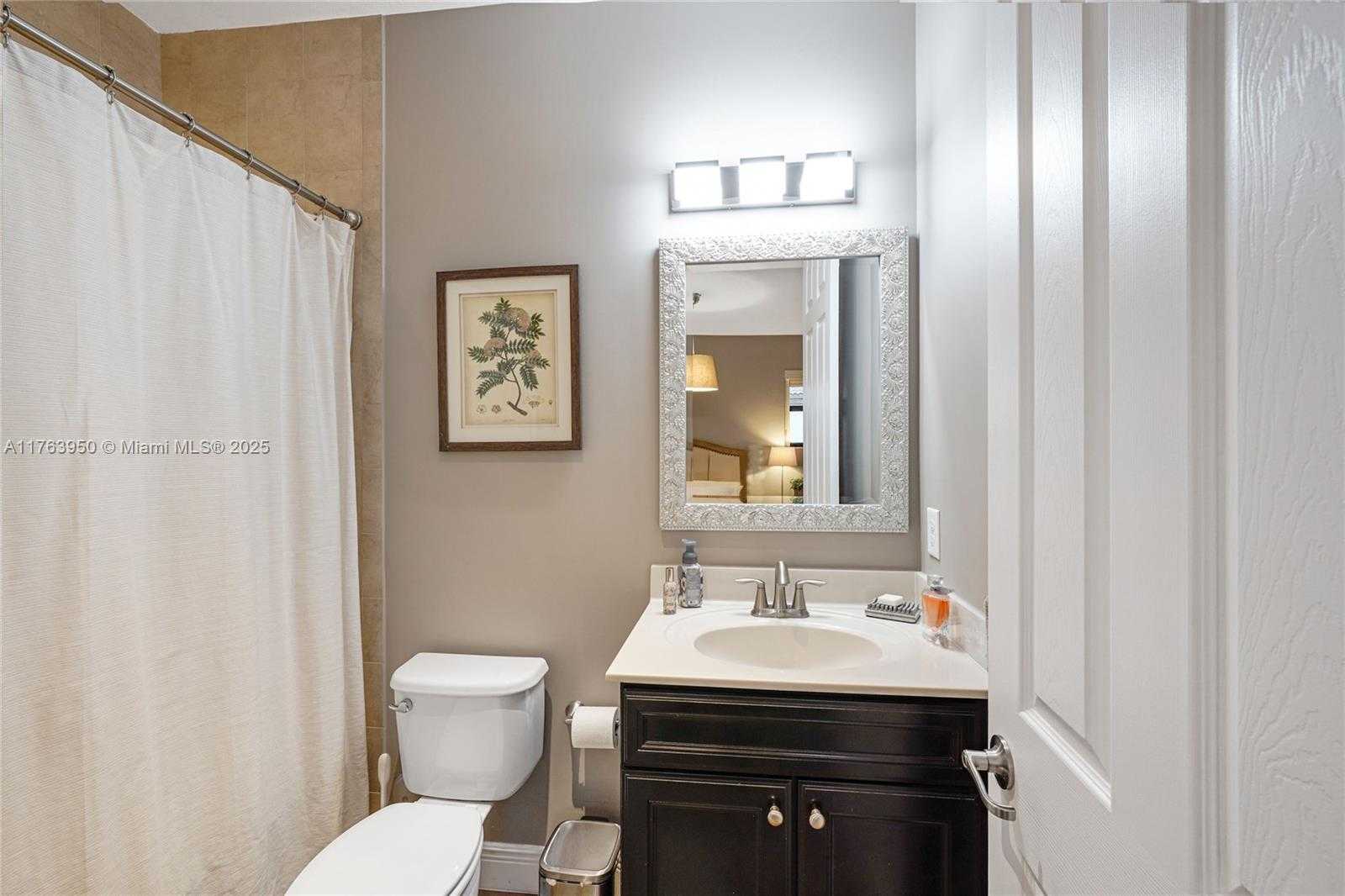 Small Image of 9835 NORTH WEST 86TH TER, Doral Number 26