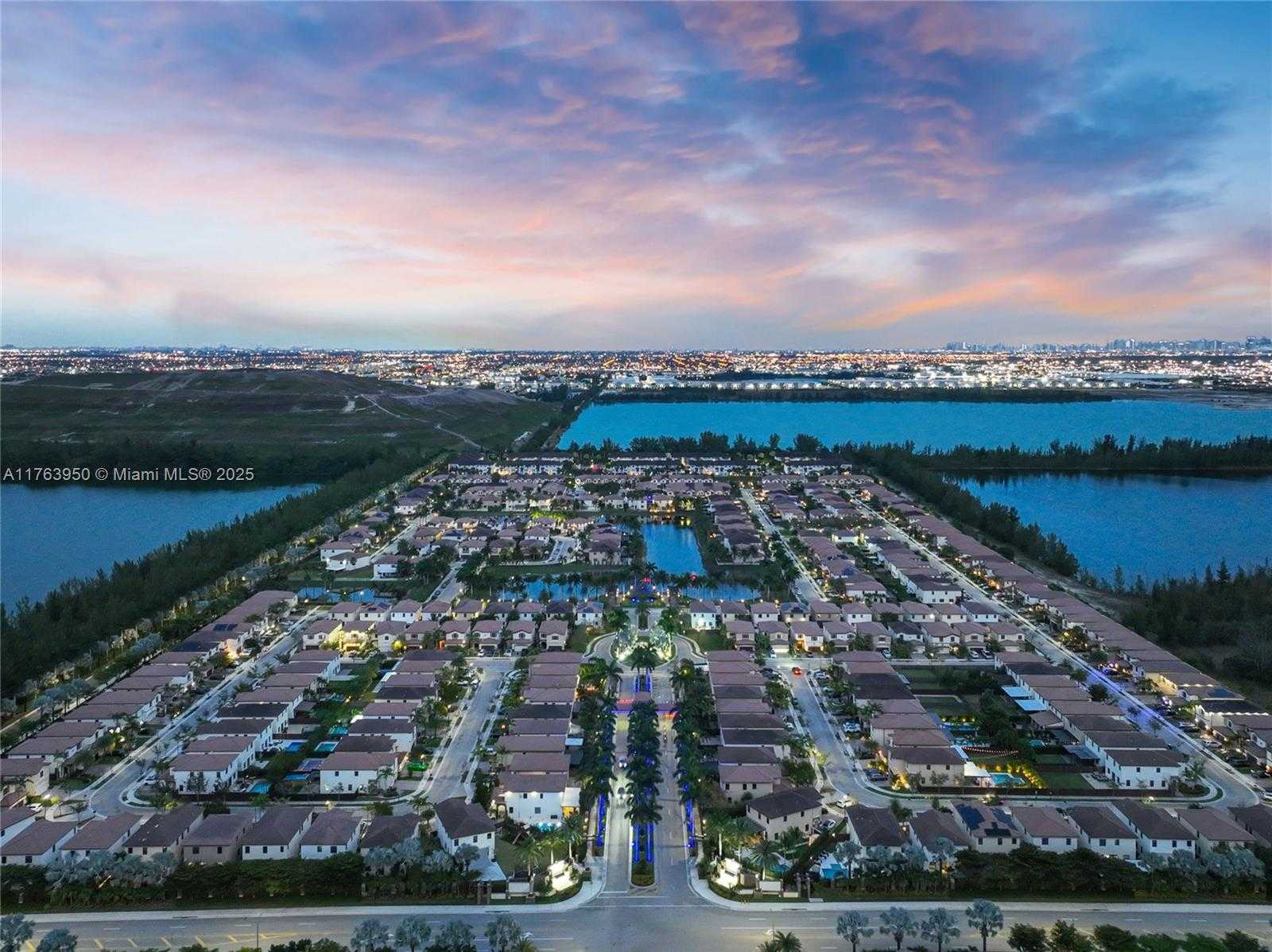 Small Image of 9835 NORTH WEST 86TH TER, Doral Number 64