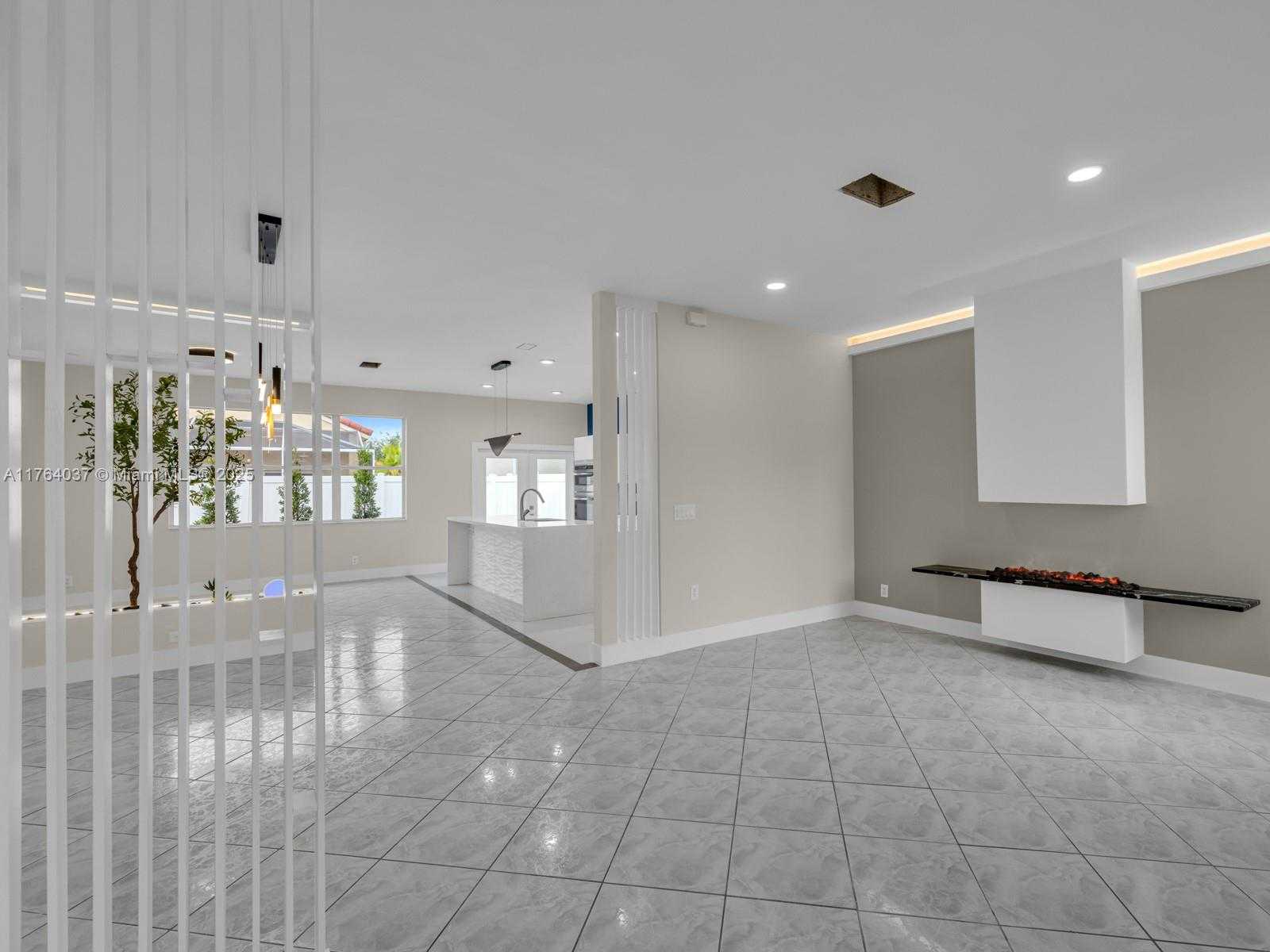 Small Image of 624 STANTON DR, Weston Number 13