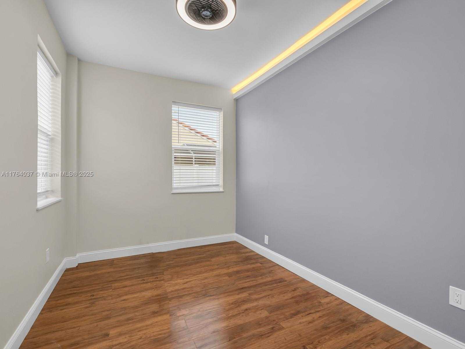 Small Image of 624 STANTON DR, Weston Number 45