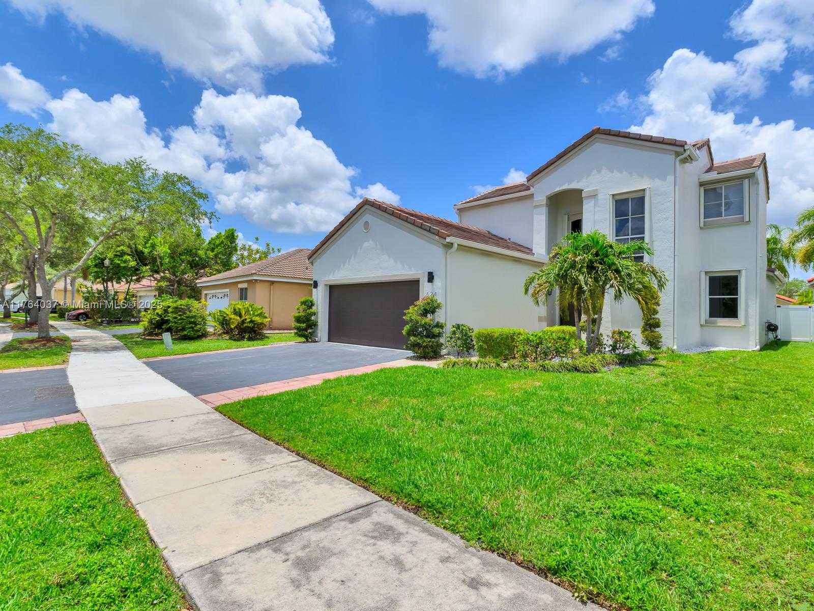 Small Image of 624 STANTON DR, Weston Number 5