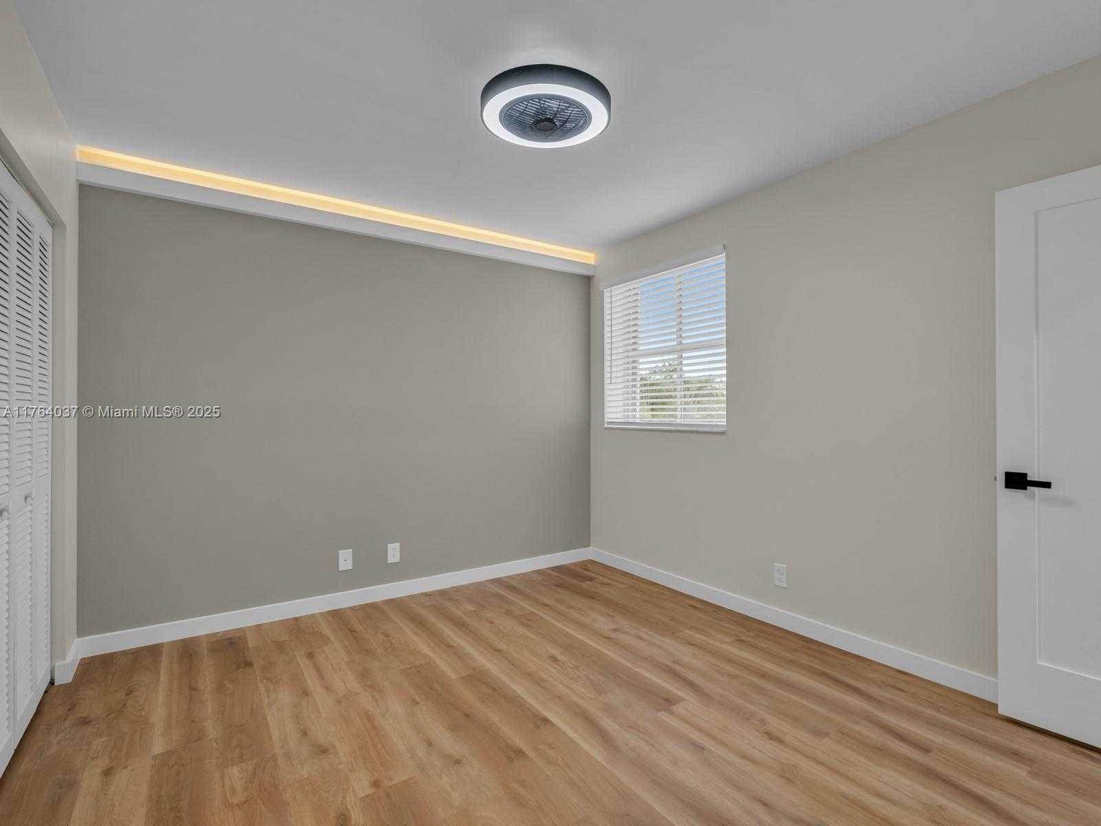 Small Image of 624 STANTON DR, Weston Number 54