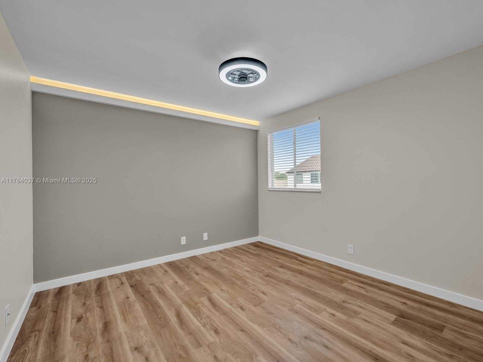 Small Image of 624 STANTON DR, Weston Number 59