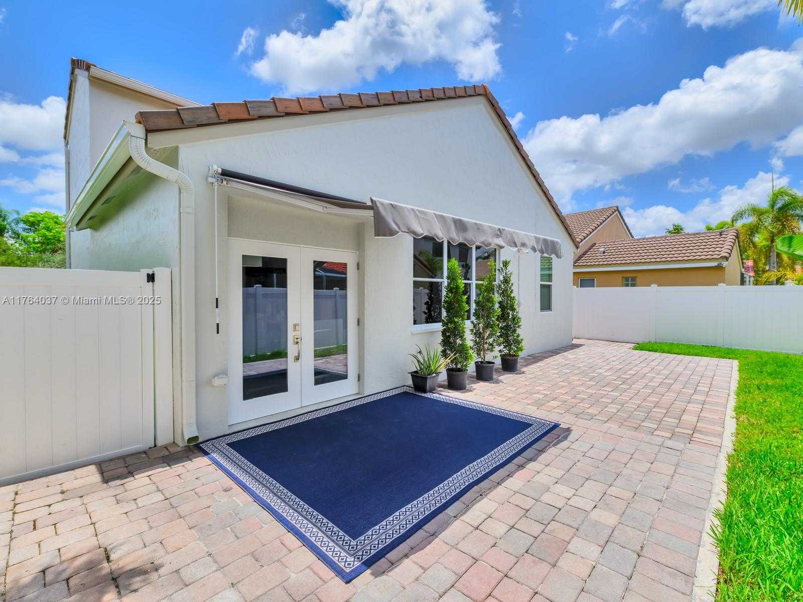Small Image of 624 STANTON DR, Weston Number 64