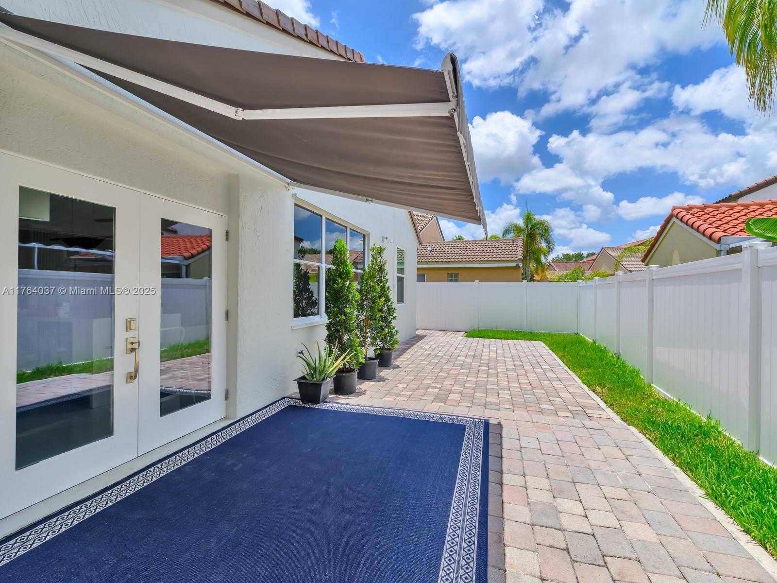Small Image of 624 STANTON DR, Weston Number 65