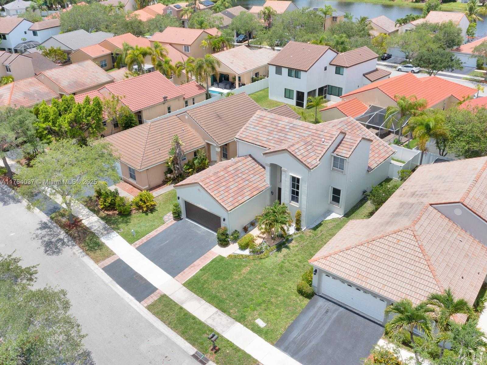 Small Image of 624 STANTON DR, Weston Number 71