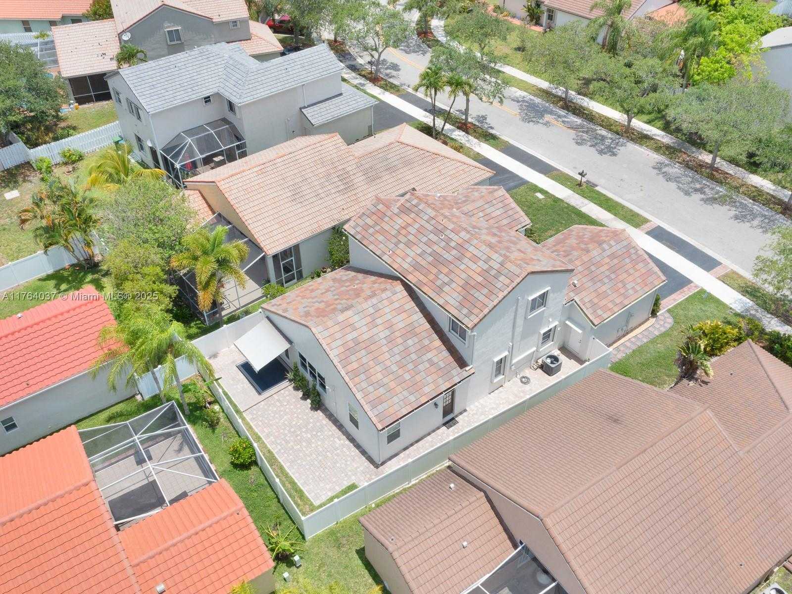 Small Image of 624 STANTON DR, Weston Number 72