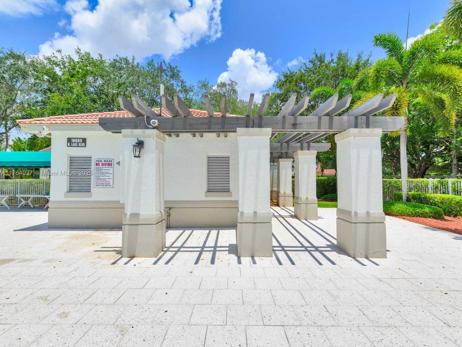 Small Image of 624 STANTON DR, Weston Number 80