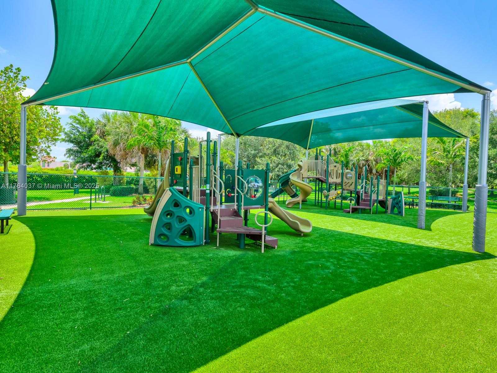 Small Image of 624 STANTON DR, Weston Number 87