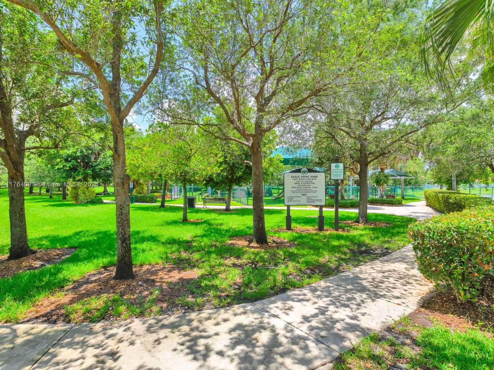 Small Image of 624 STANTON DR, Weston Number 90